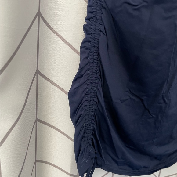 Lands End 16DDD Chlorine Resistant Adjustable V-neck Underwire Tankini - Picture 4 of 5